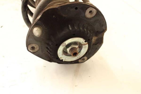 AMORTISSEUR AVANT GAUCHE OPEL ASTRA K - Vue 2